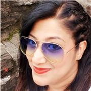 Mein Name ist Nicole Stefanie Kapoor und arbeite sehr gerne mit Kindern zusammen. Ich unterrichte Mathe, Englisch und weitere Fächer bis zur 6ten Klasse. Ich habe eine langjährige Erfahrung und würde mich freuen, wenn ich euch auch unterstützen könnte. Mi